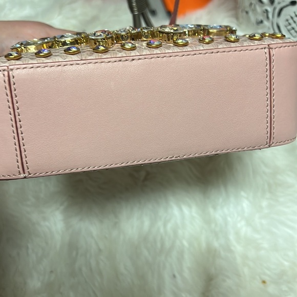 MCM Soaring Heart Camera Bag in Snakeskin - Picture 5 of 10